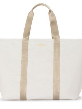Essential Large East West Tote (TUMI)